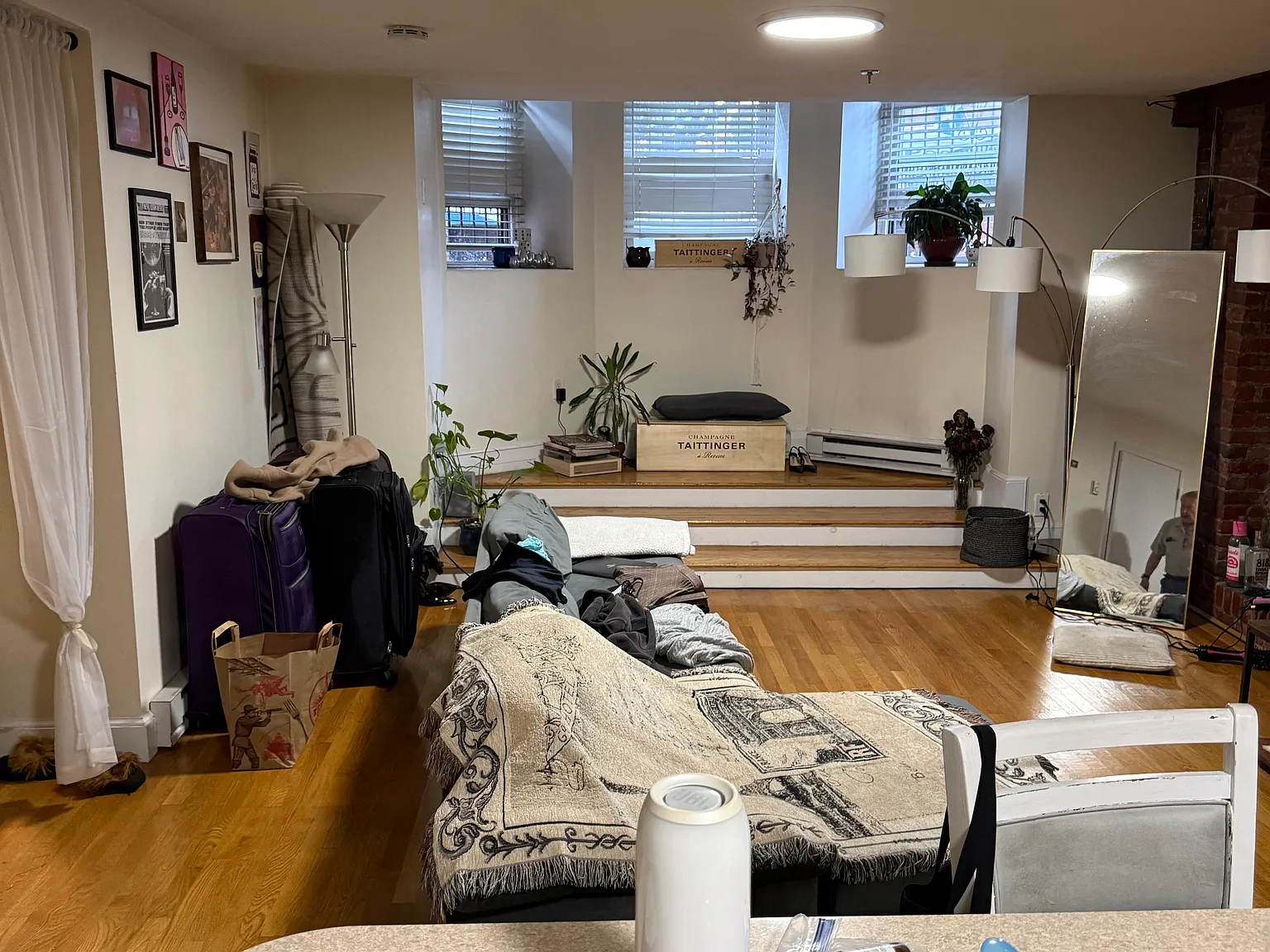 Studio, 550 sqft, $2,400 — Photo 1