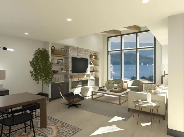 49 Vantagepoint Dr #4, Laconia, NH 03246