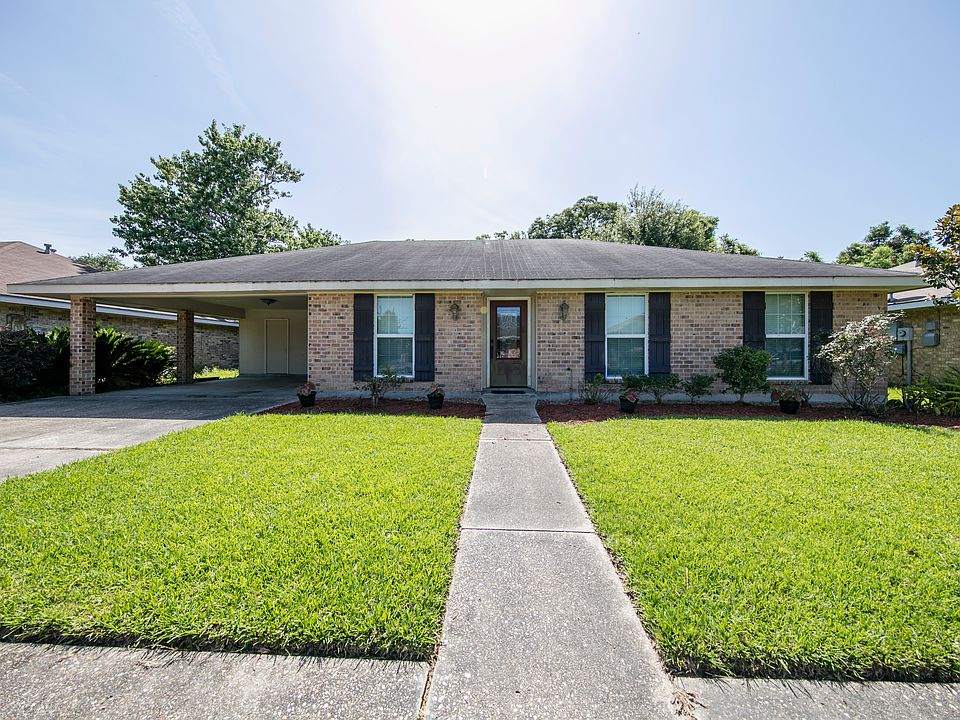 1st image of 203 Saint Benjamin Dr