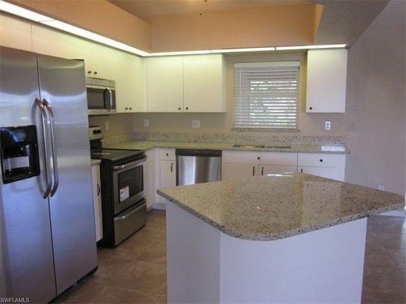 2nd image of 3609 NE 17th Pl