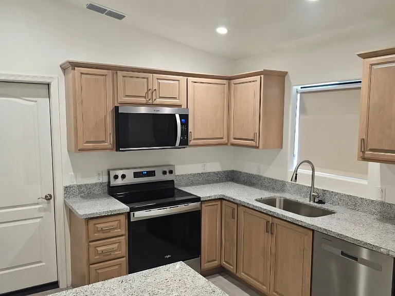2095 Runabout Dr — Photo 5
