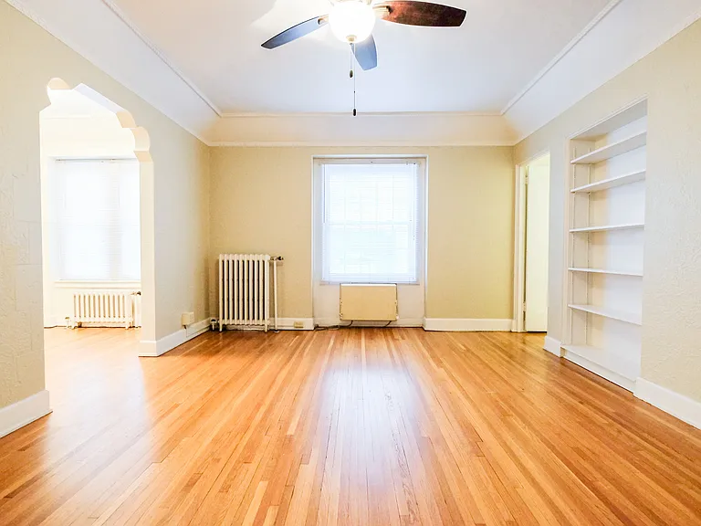 Welcome to Central Lakes of Uptown, where spacious living meets modern comfort. This light-filled apartment boasts beautiful hardwood floors, ample windows, and a cozy atmosphere perfect for relaxation. Schedule your tour today and see it for yourself!