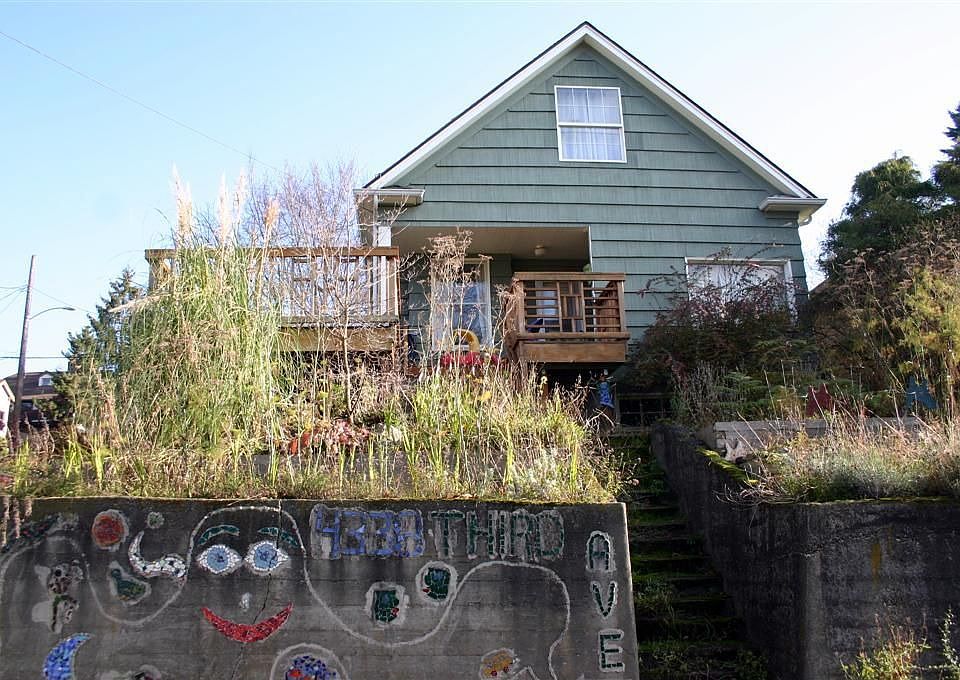 2nd image of 4338 3rd Ave NW