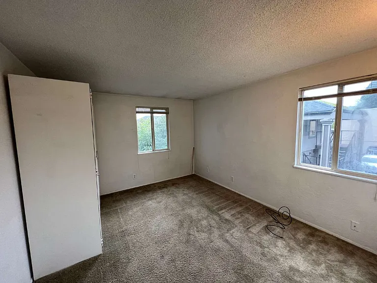1923 Garden Ave #9 — Photo 6