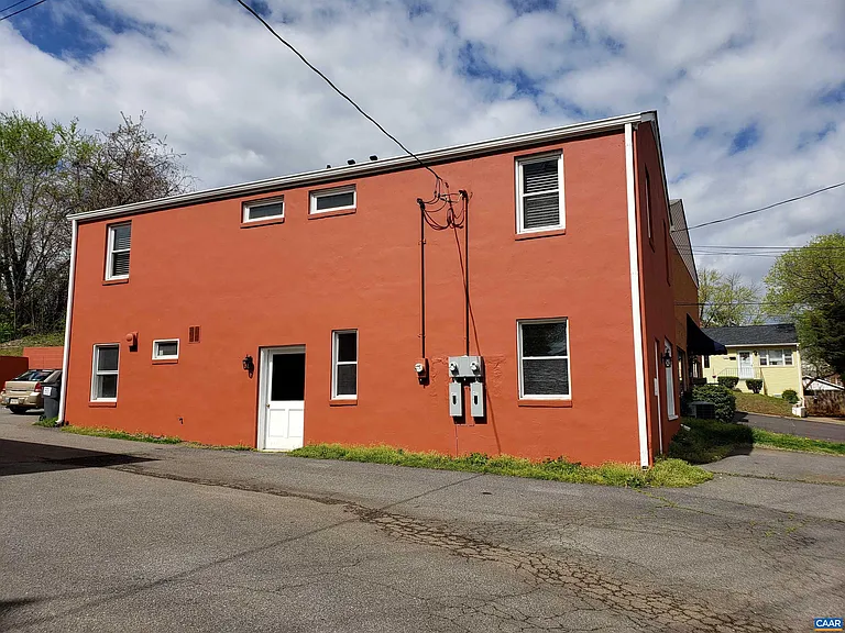 1511 E High St #1 — Photo 18