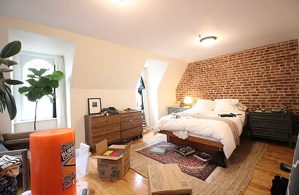 Rented by Bedford 6 Real Estate | media 5