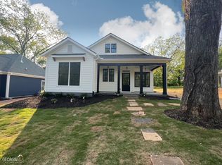 389 N 2nd St, Madison, GA 30650