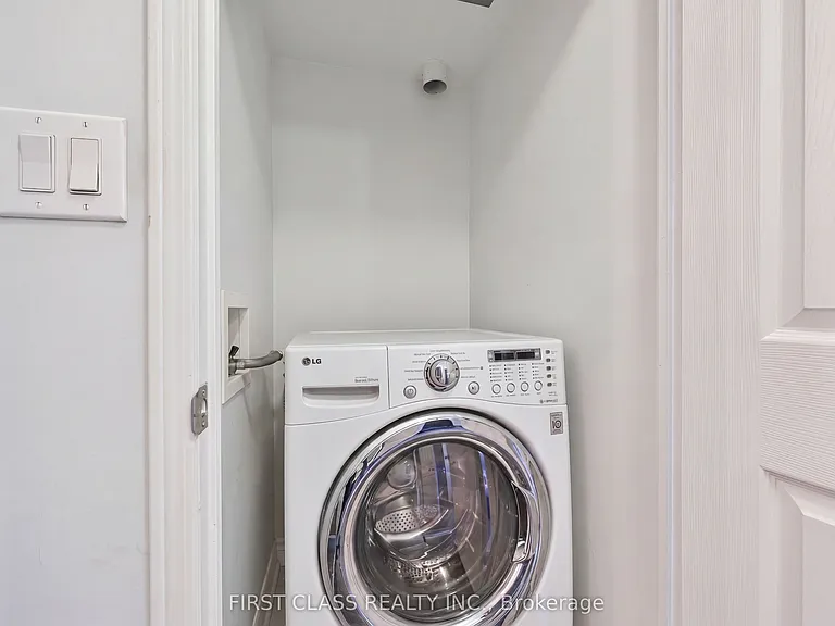 35 Hollywood Ave #1711 — Photo 10