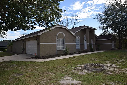 6952 Knightswood Dr Photo 1