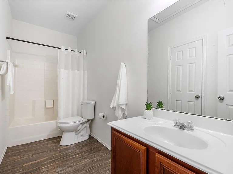 6742 Durango Creek Dr — Photo 25