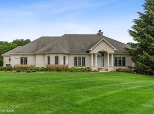 10N771 Oxford Ln, Elgin, IL 60124