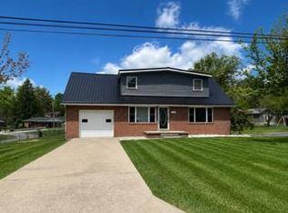 172 Pleasant Dr, Beckley, WV 25801