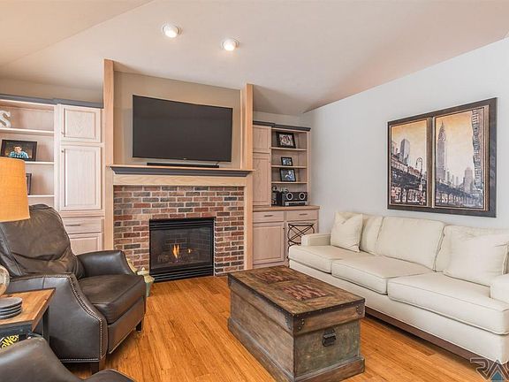 3rd image of 4929 S Kalen Pl