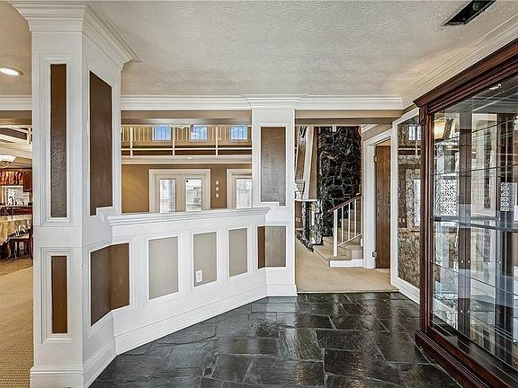 5th image of 1401 Avenue E