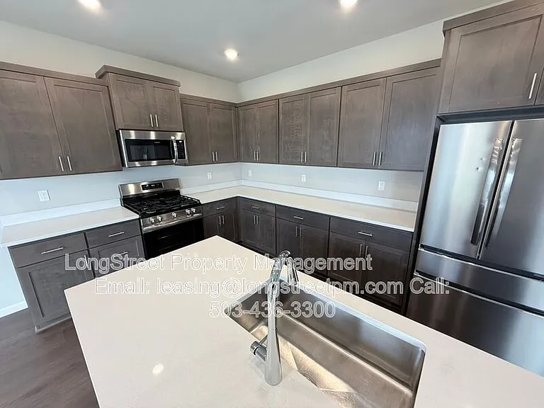 5954 Henshaw St SE — Photo 4