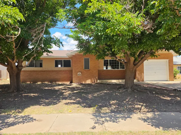 1013 Caminisito, Roswell, NM 88203