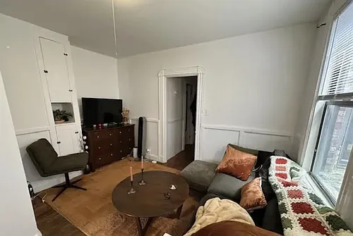 100 Myrtle St Photo 1