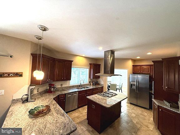 2nd image of 1124 Sarazen Way