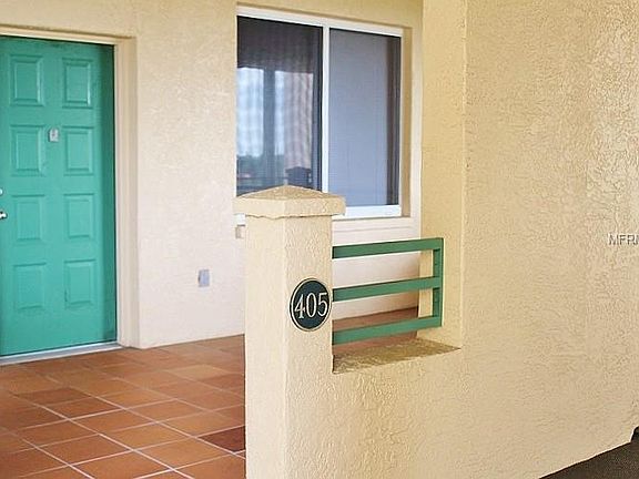 4th image of 4737 Dolphin Cay Ln S APT 405