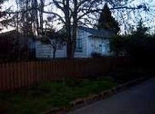 714 19th St, Springfield, OR 97477