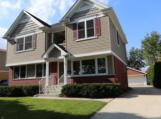 556 Amherst Ave, Des Plaines, IL 60016