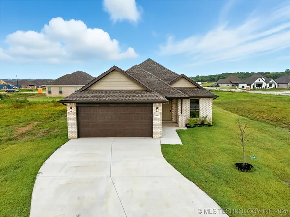 10822 S 279th Ave E, Broken Arrow, OK 74014