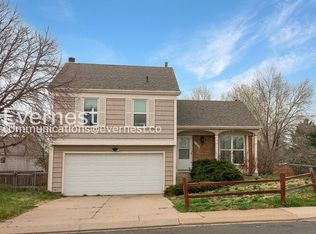 2702 Dickens Dr, Colorado Springs, CO 80916