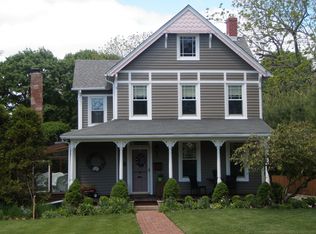 66 Candee Ave, Sayville, NY 11782