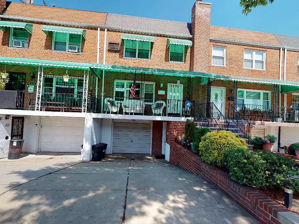 1st image of 2553 76th St