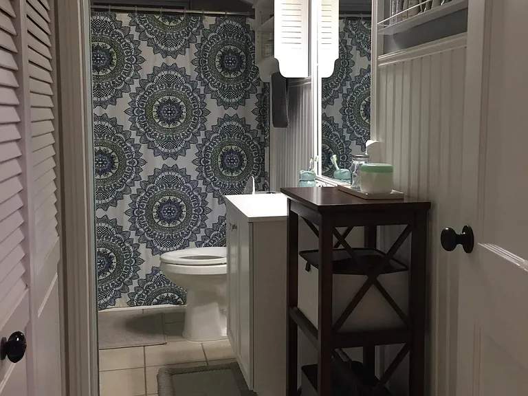 807 Columbia St — Photo 13