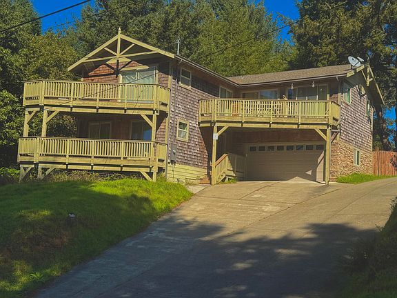 2nd image of 21 Nob Hill Rd