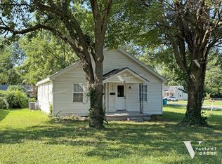 2958 W Nichols St, Springfield, MO 65803