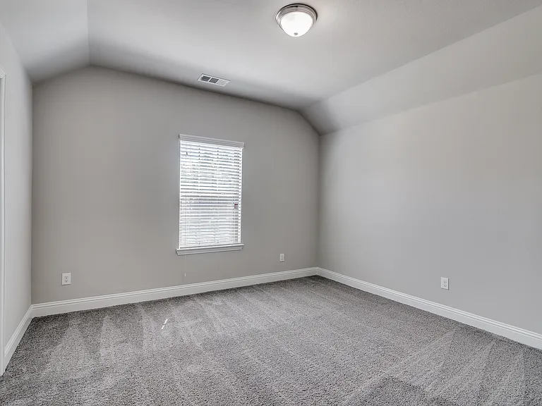 4533 Titus Cir — Photo 18