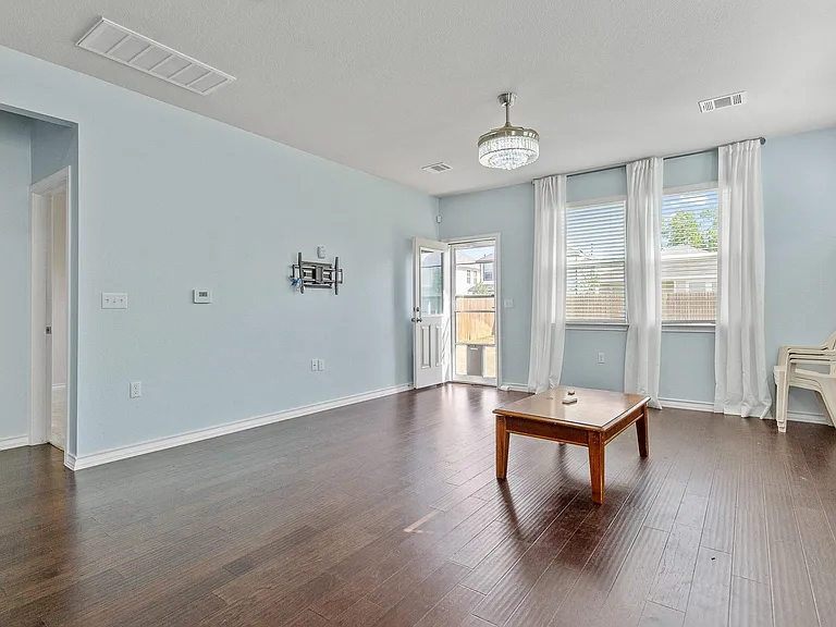 12104 Cimaizon Dr — Photo 21