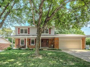 417 Hunters Rdg, Saint Charles, MO 63301