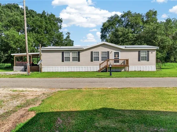 174 Pelas Hyman Ln, Buras, LA 70041