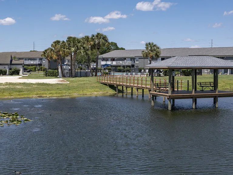 Hamilton Point on Egypt Lake — Photo 7