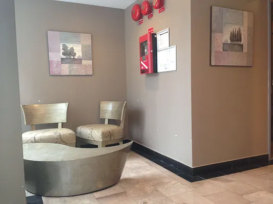 Rented by Elite NY Holdings | media 14