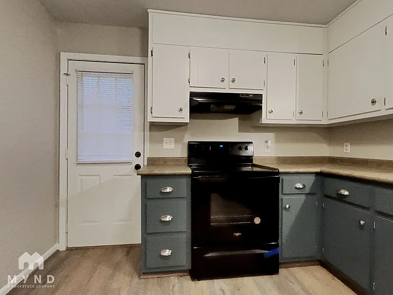 1650 Ashville Rd — Photo 4