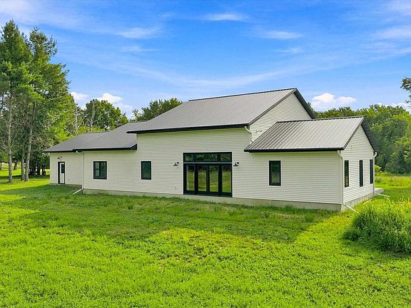 5th image of 8323 COUNTY ROAD E #8323 Veedum Street