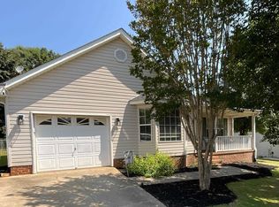 12 Michell Dr, Taylors, SC 29687