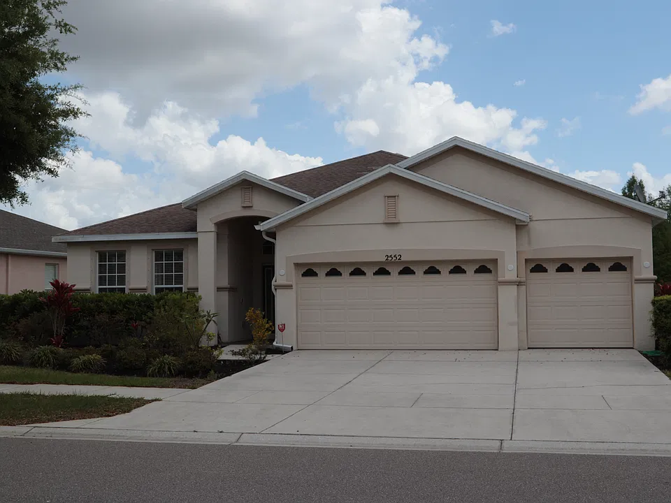 2552 Hobblebrush Dr