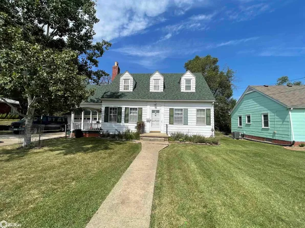 411 W Lane St, Centerville, IA 52544