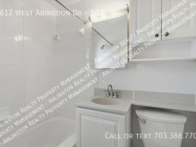 1612 W Abingdon Dr #102 — Photo 11