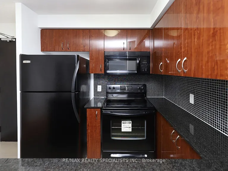 5791 Yonge St #706 — Photo 5