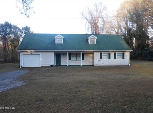 142 Hawkins St, Gray, GA 31032