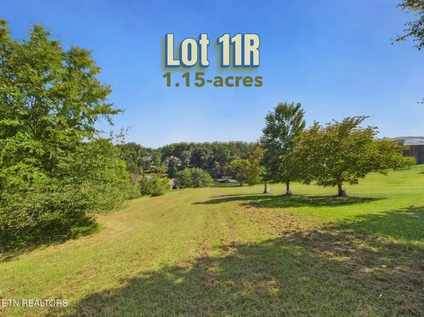 275 Conkinnon Dr, Lenoir City, TN 37772