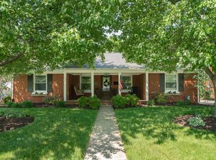 745 Mount Vernon Dr, Lexington, KY