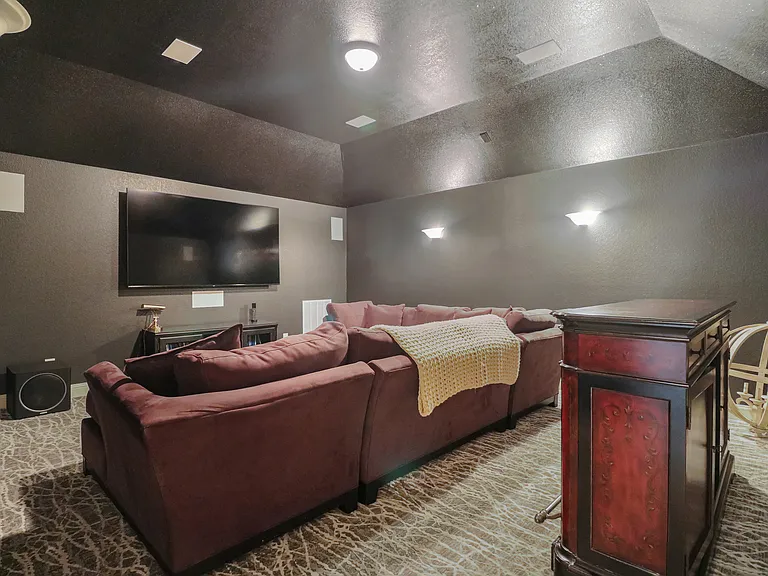 230 Sandy Way — Photo 26