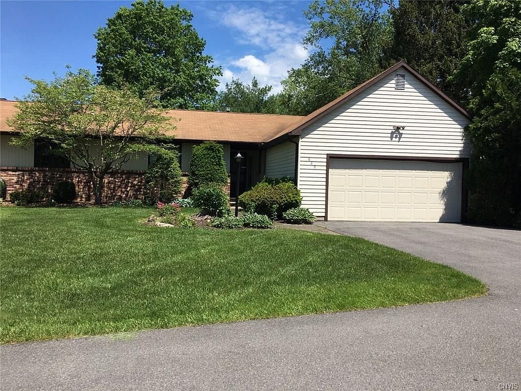 603 Kimry Moor, Fayetteville, NY 13066 Zillow